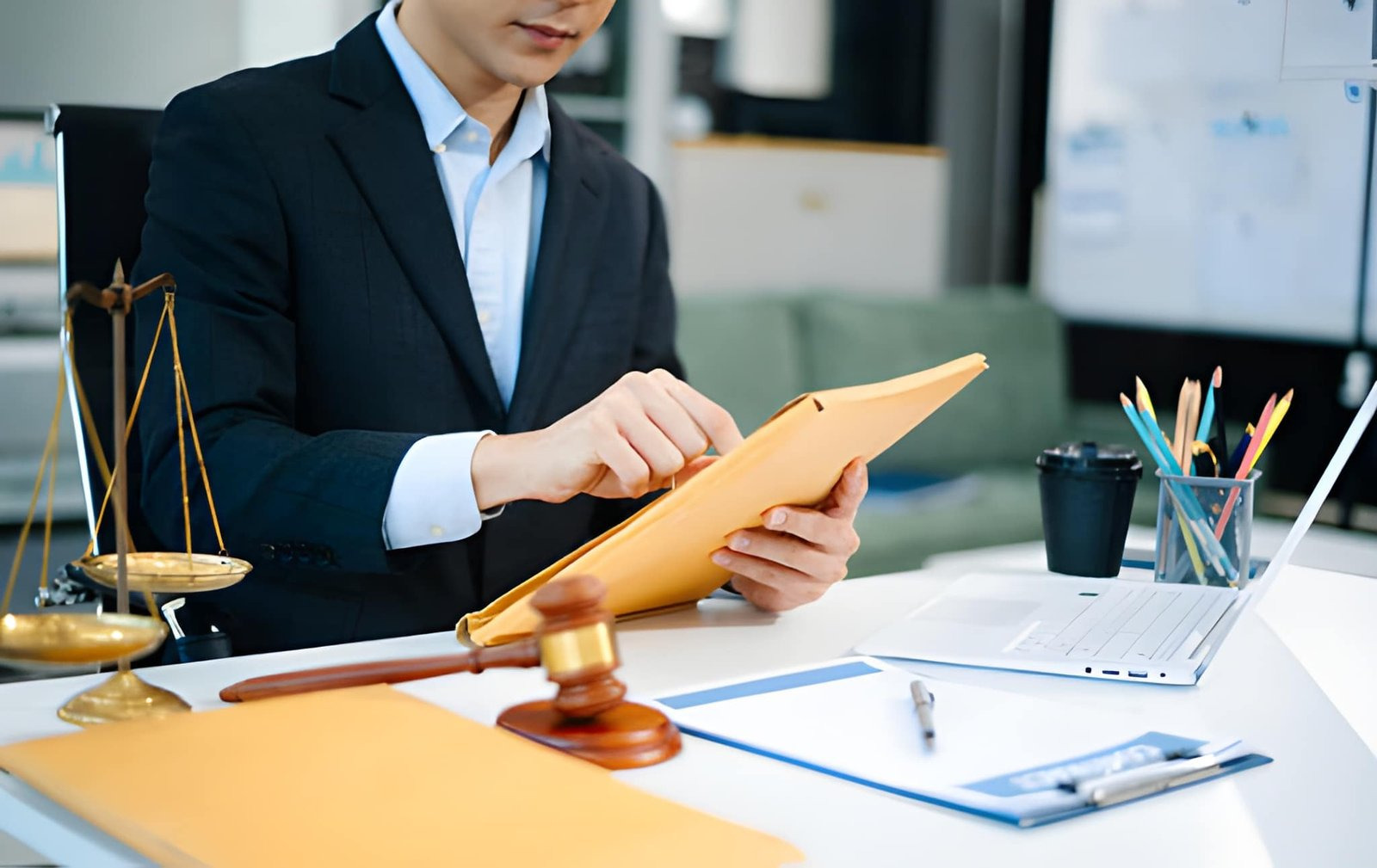 Lawyer Handles Product Defects